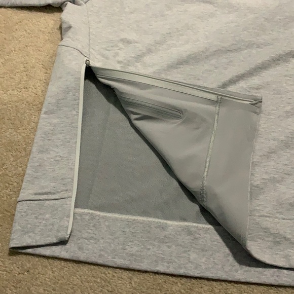 Lululemon Sweatshirt - Picture 6 of 16